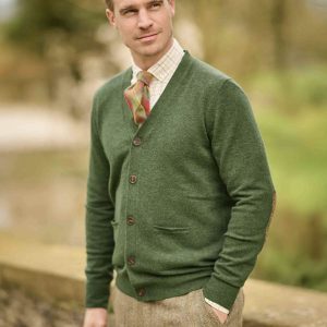 Merino Vest The Cardigan Met Harris Tweed Details In Racing Green